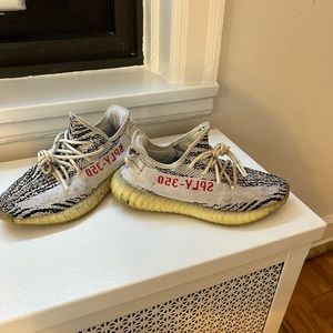 AUTHENTIC- Yeezy’s size 8